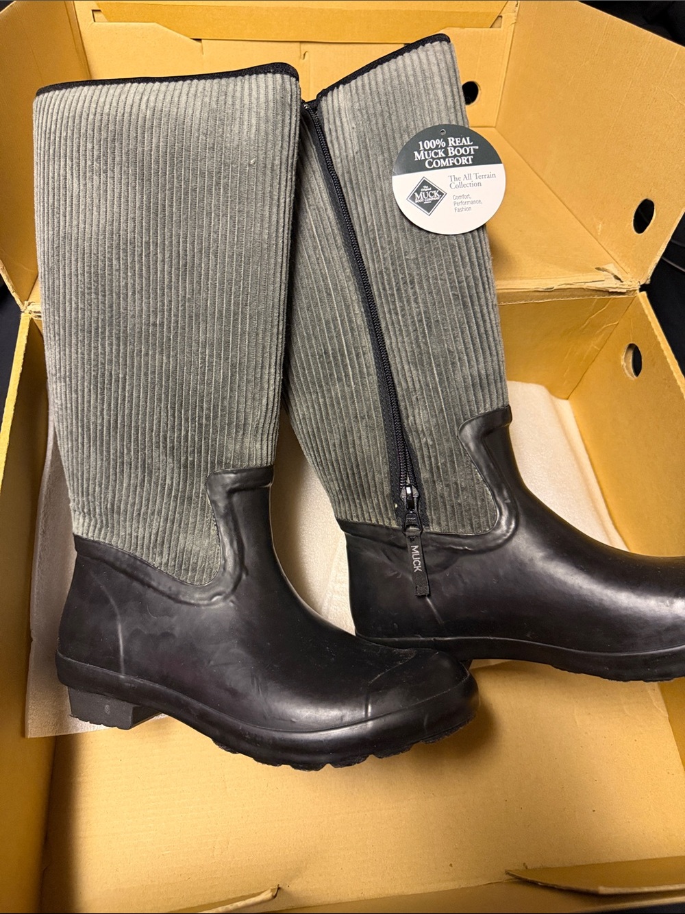 Muck Boot Company Women's Gray Corduroy Ribbed Black nonslip size 9